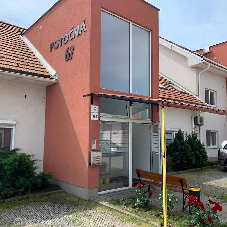 Apartment Biely Kostol Экстерьер фото