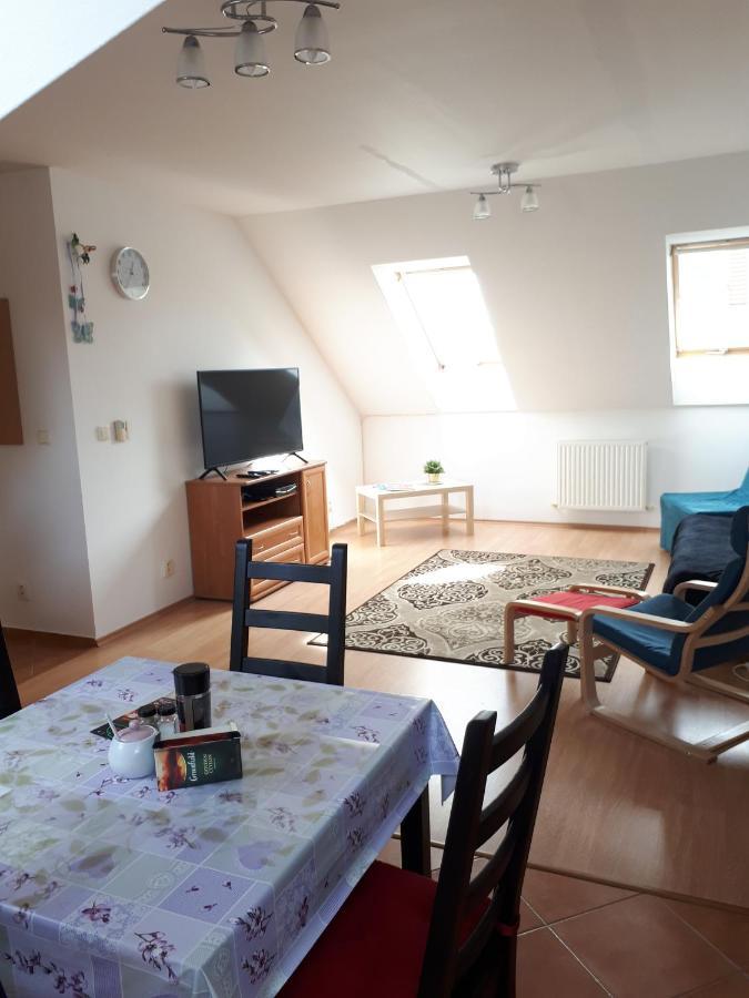 Apartment Biely Kostol Экстерьер фото
