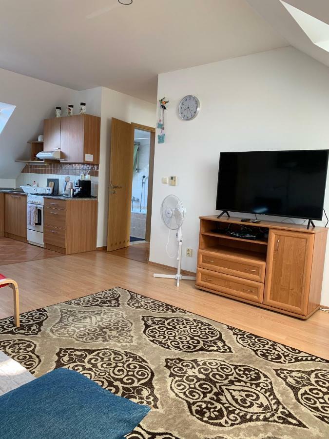 Apartment Biely Kostol Экстерьер фото